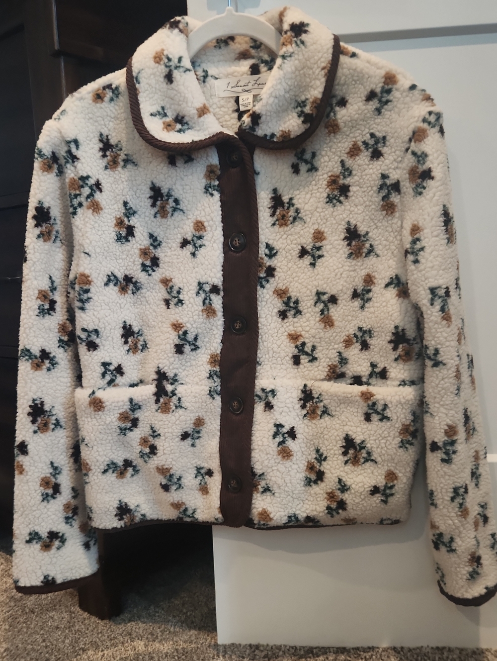 Tucked Floral Teddy Jacket - Cream Floral
